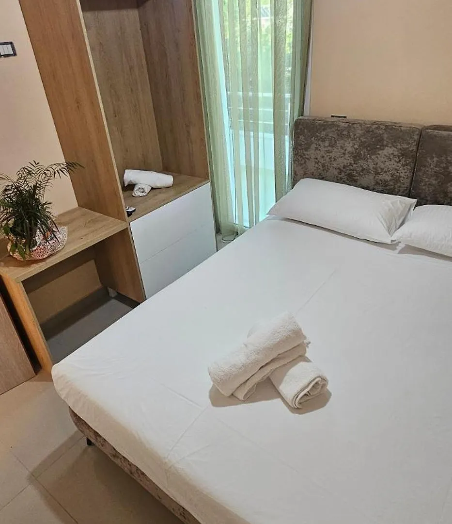 Eden Sea View Apartment Ksamil Albania