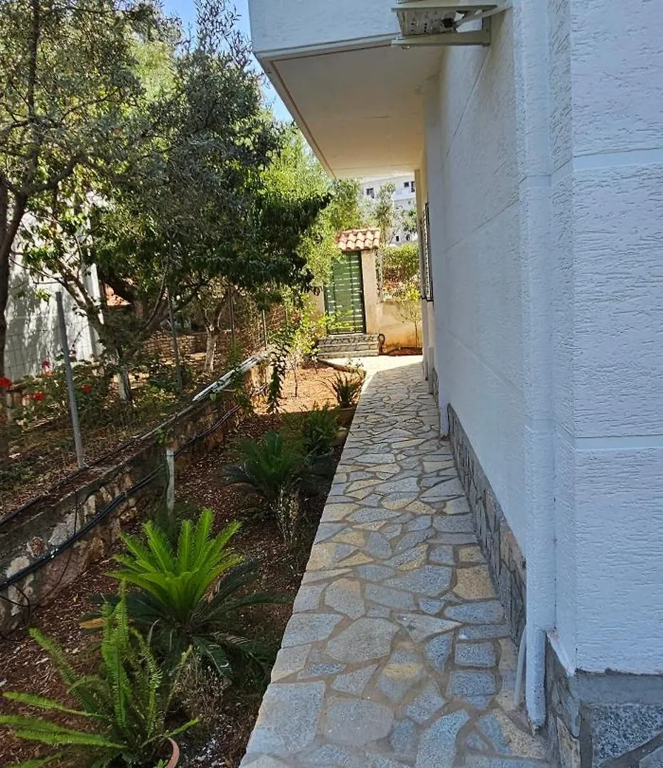 Eden Sea View Apartment Ksamil 0*,
