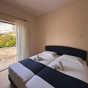  Apartment Ion Sea View