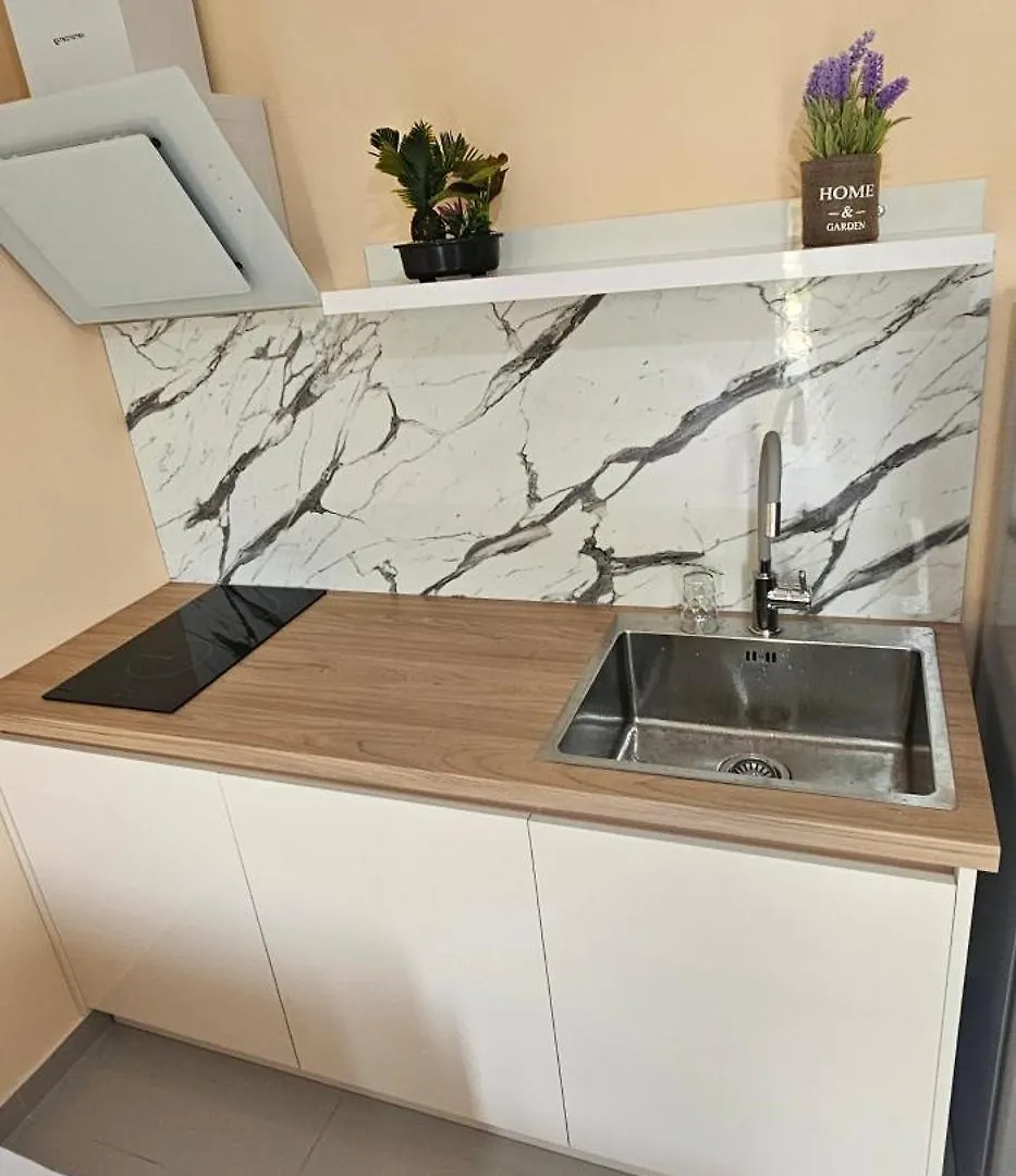 Eden Sea View Apartment Ksamil