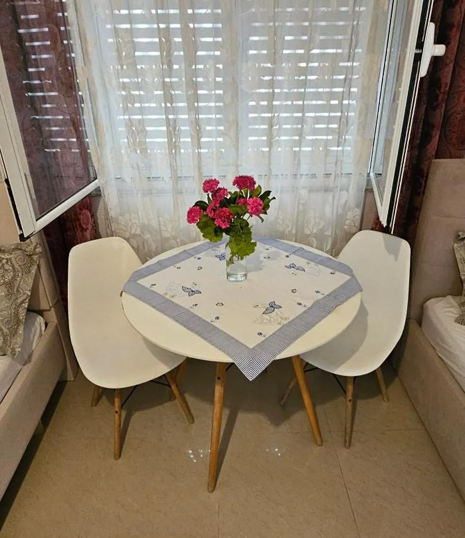 Eden Sea View Apartment Ksamil